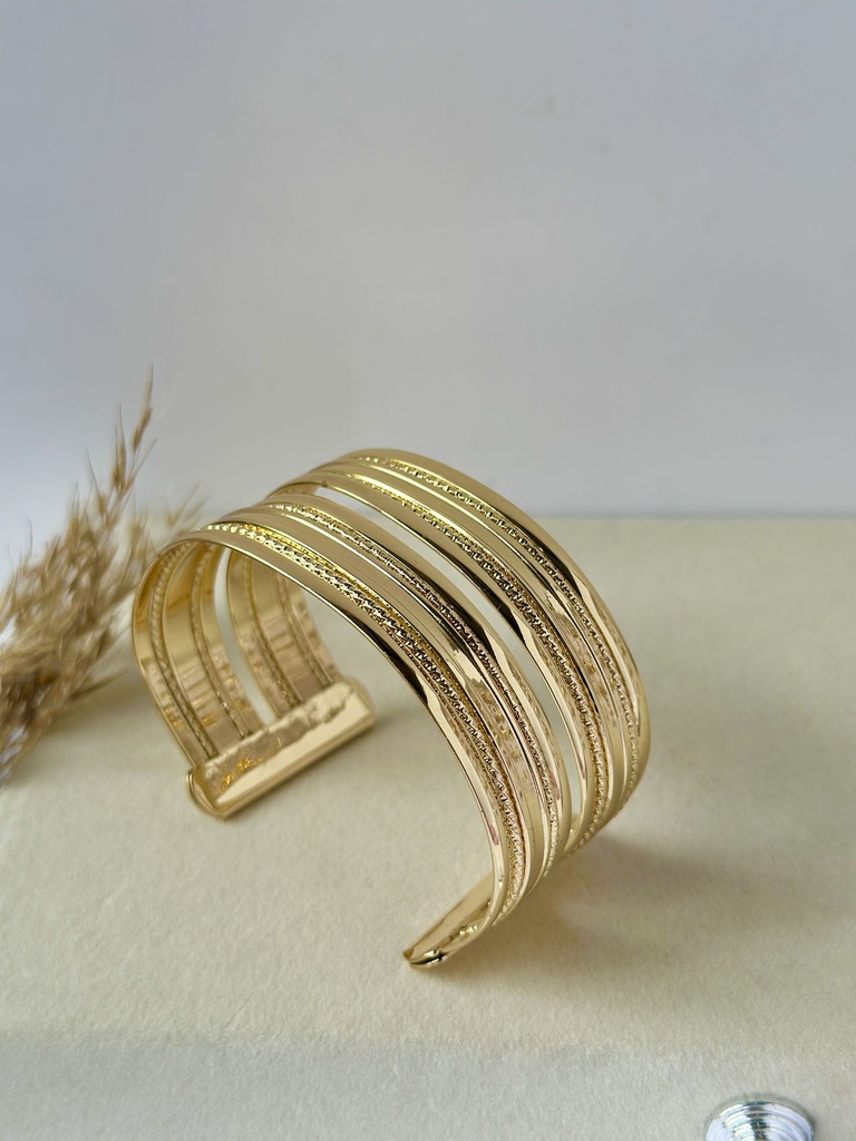 Golden Harmony Cuff