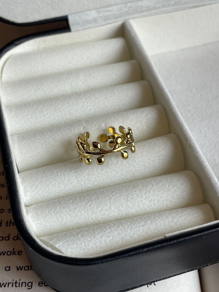 Leaf ring