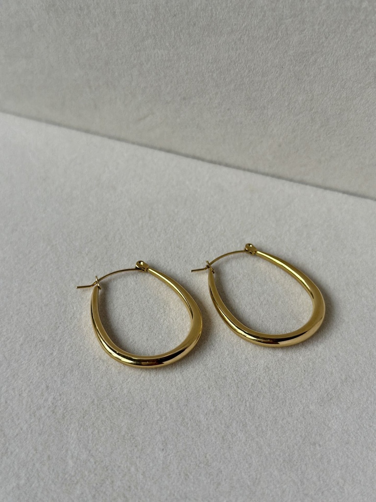 Luna Teardrop Hoops