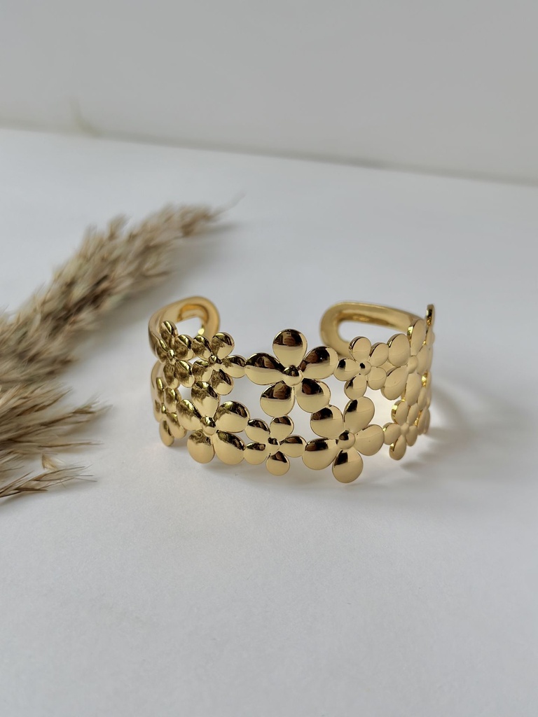 Daisy Bloom Adjustable Cuff