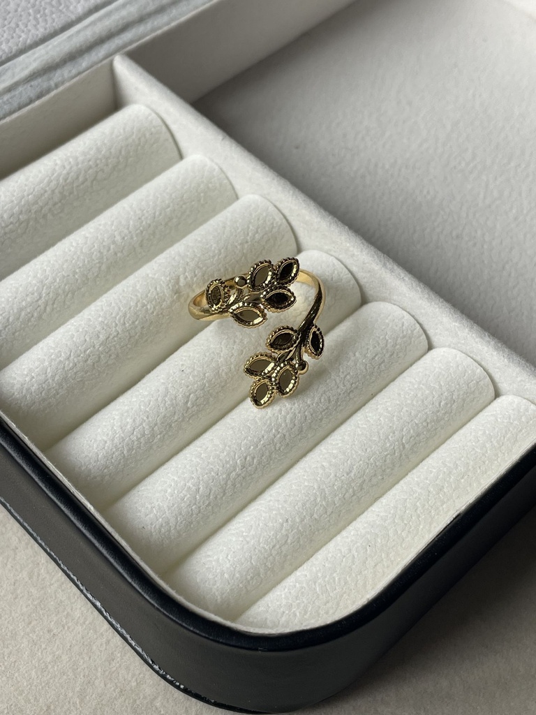 Leaf Ring