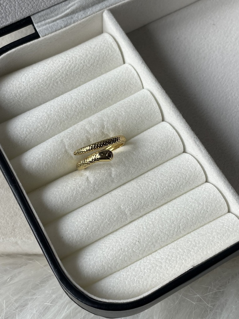 Snake ring
