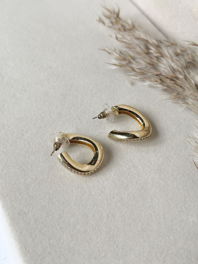 Luna Twist Hoops