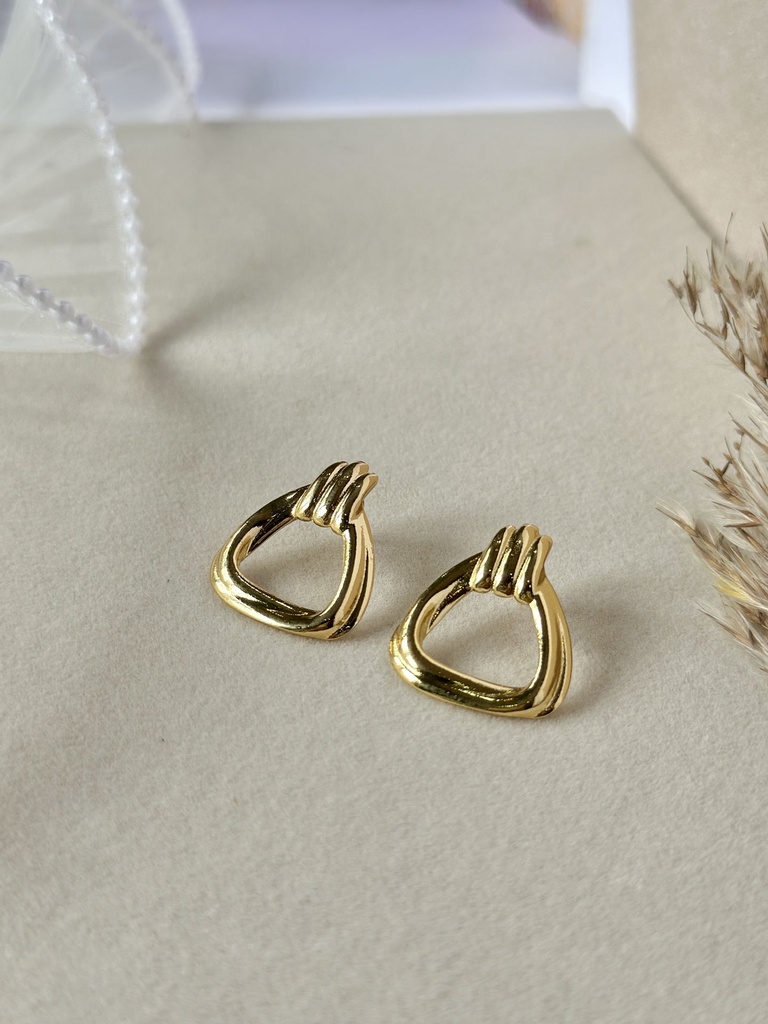 Sculpted Loop Stud Earrings