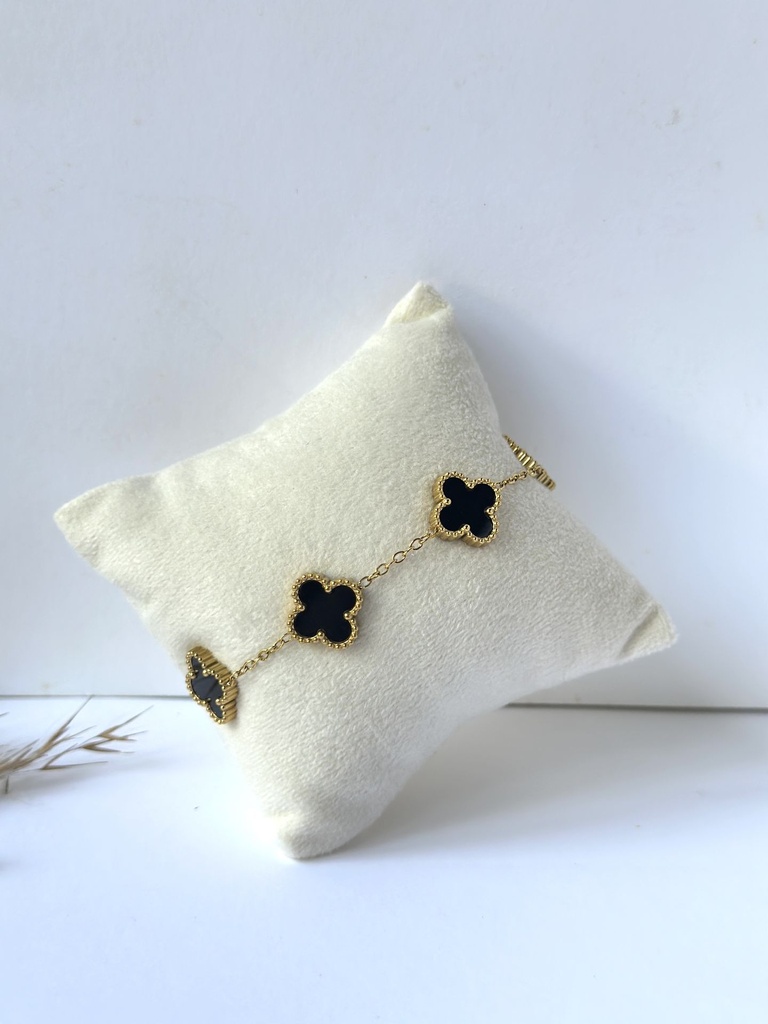 Midnight Clover Bracelet